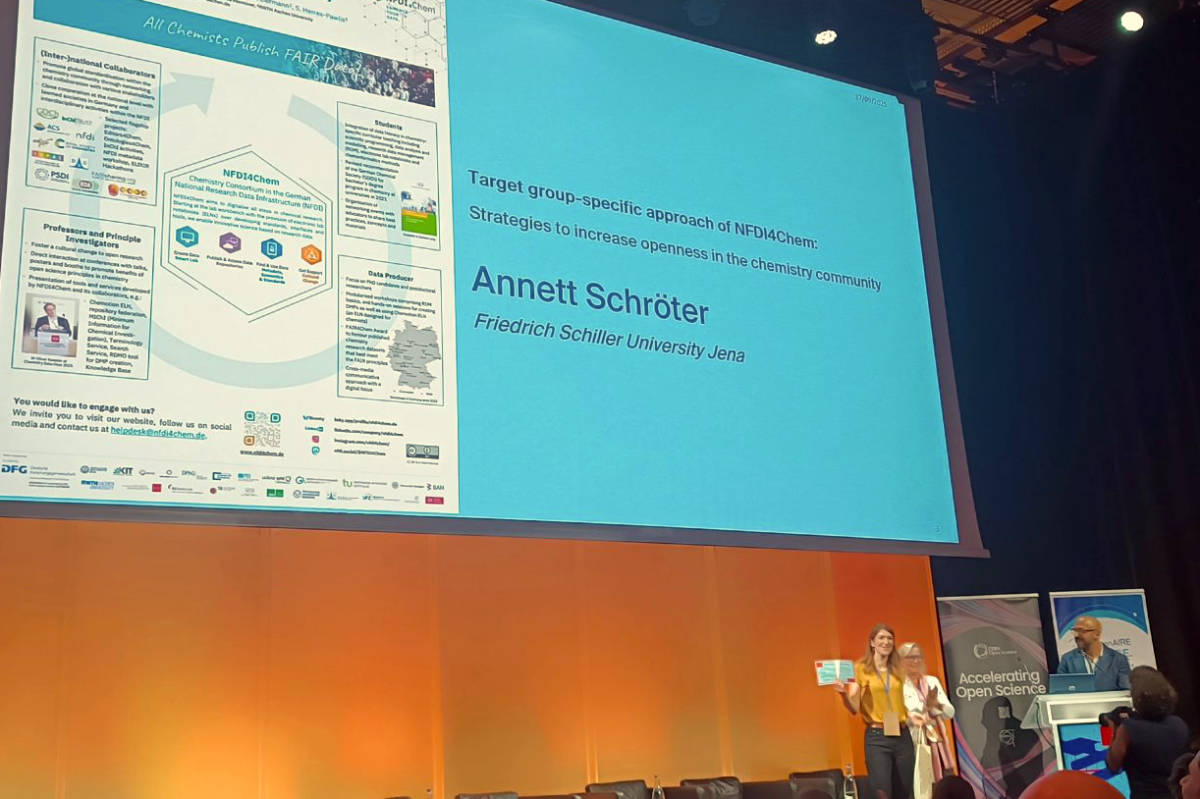 Annett Schröder wins the Poster Prize at the Open Science FAIR at CERN, Geneva 2025